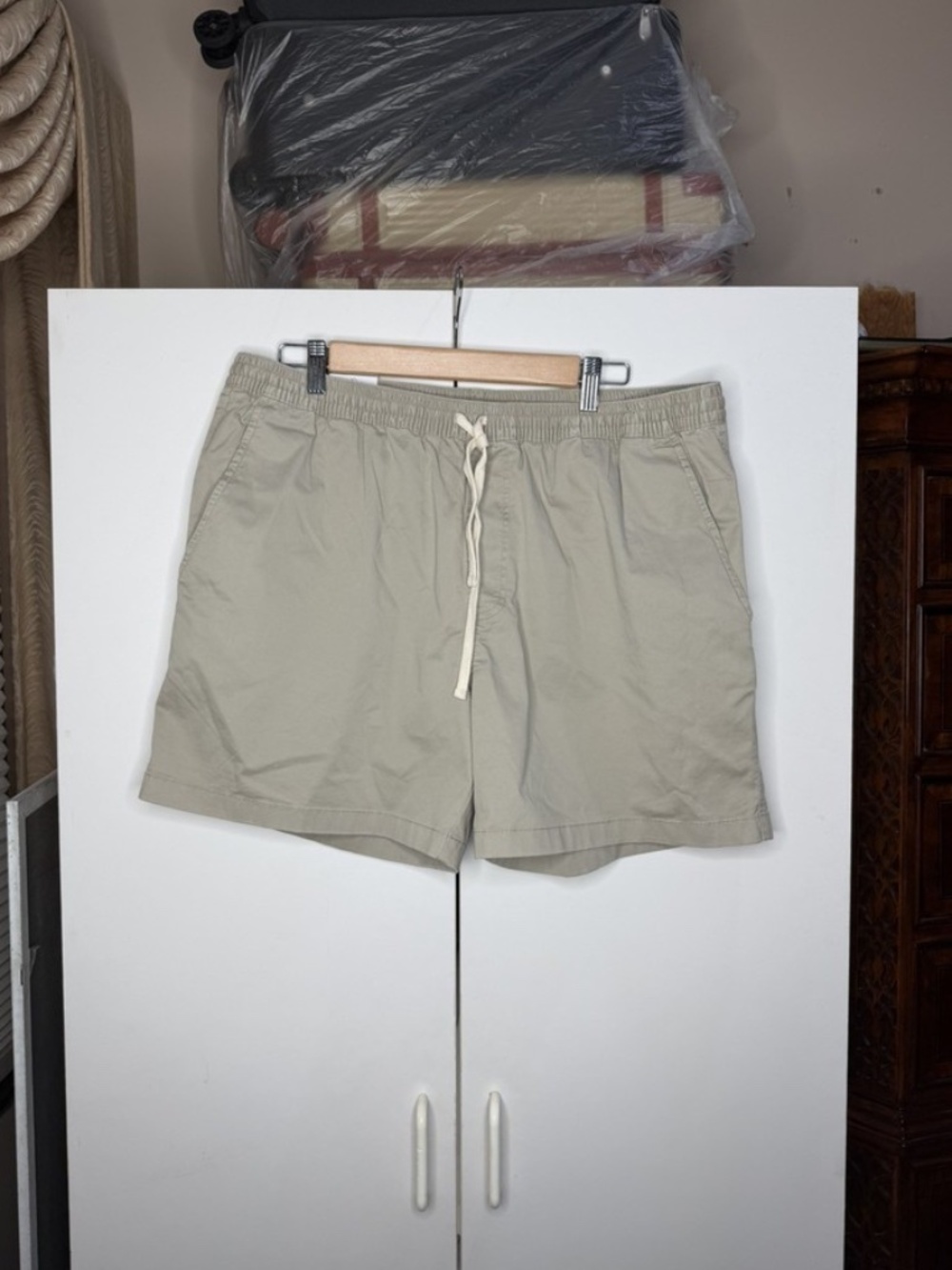 Southern Tide 6" Sun Farer Short Beige Sand Casual Drawstring Mens Sz XL NEW